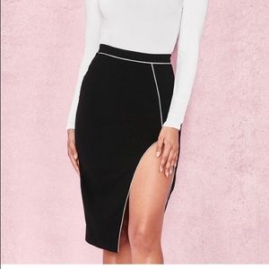 Midi slit skirt